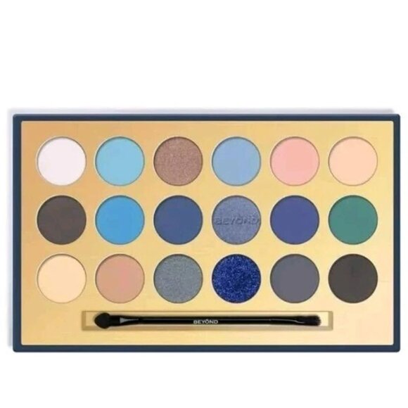 Beyond Daisy Chain Eyeshadow Palette - Picture 1 of 2